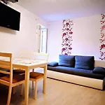 Studio Erika 189